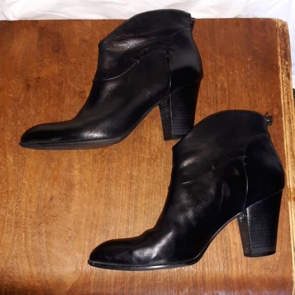 b. Makowsky BFQuill Leather Cowgirl‎ Ankle Boots 9 - Picture 3 of 8